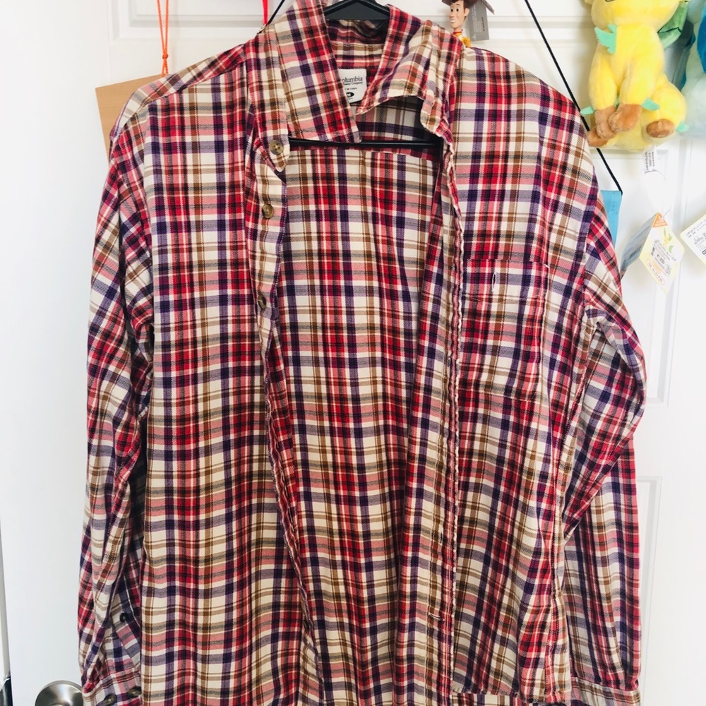 Columbia Men’s shirt